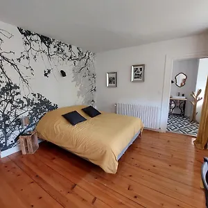 Le Moulin Hotes Montréal La Cluse